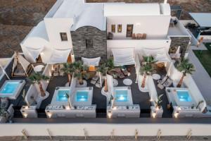 Aja Retreat Luxury Suites, Камари