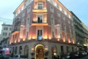 Best Western Plus Nice Cosy Hotel, Ницца