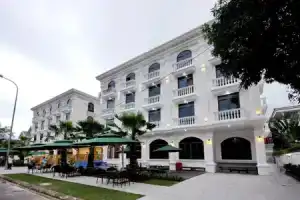 Crown Nguyen Hoang Hotel, Нячанг