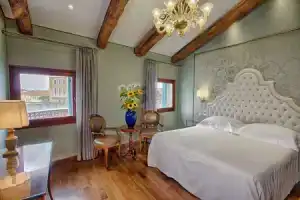 Hotel «Santa Chiara», Венеция