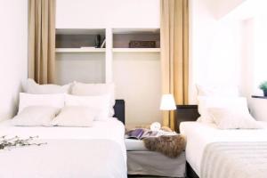 Modern, Clean, Comfortable Beds, 62 sqm Dotombori, Осака