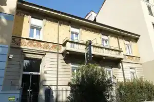 Hotel «H21», Милан