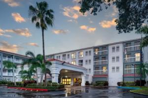 Holiday Inn & Suites Boca Raton - North, Бока-Ратон