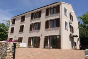 Apartments Pintar Uskocka, Башка