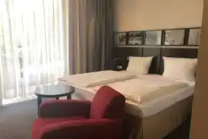 Waldhotel, Майнц