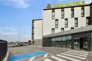 B&B HOTEL Alicante Aeropuerto, Аликанте