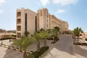 Ramada Resort Dead Sea, Свейма