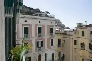 Amalfi Old Square, Амальфи