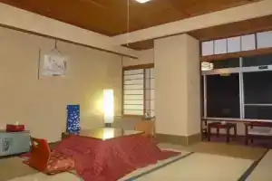 Nozaru Onsen Hostel, Яманоути