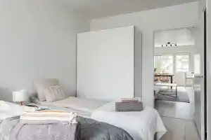 2BR Apt near Center with Free Parking, Лахти