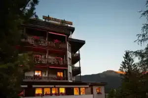 Casanna Hotel Davos City Center, Давос