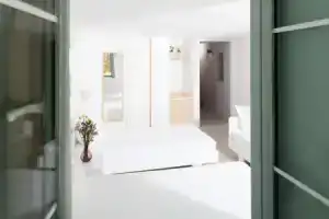 Отель «Tagoo Black Mykonos», Миконос