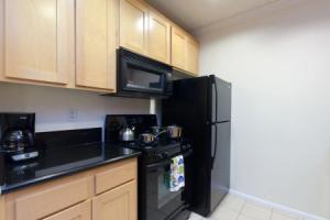 Deluxe Wilshire Apartments, Лос-Анджелес