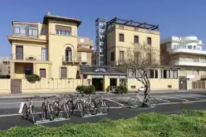 Hotel «Bellavista», Лидо-ди-Остия