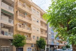 Ático familiar para 3/4px con terraza y Parking en Torrevieja, Торревьеха