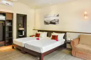Dodola Lodge, Перейбер
