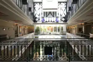 Nagasaki Royal Chester Hotel, Нагасаки