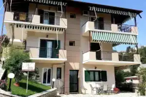 Nikoleta Studio 2, Никиана