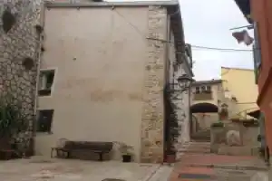 Rue du Vieux Chateau - Beau F2, Ментона