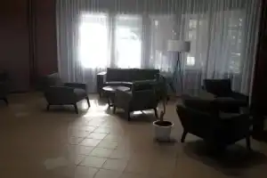 Lepanina Hotell, Кабли