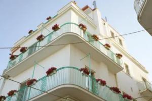 Bed & Breakfast Mery Damy, Маттината