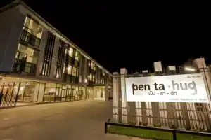 Pen Ta Hug Hotel, Убон-Ратчатхани