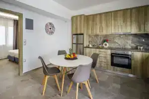 Semes Luxury Apartments by Estia, Херсониссос