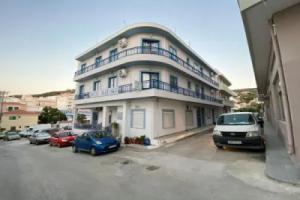Blue Sky Apartments, Карпатос