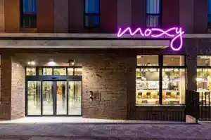 Отель «Moxy», Дортмунд