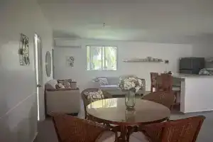 Appartement équipé, Кабарете