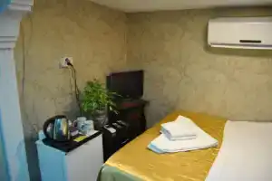 Lotus Hotel, Стамбул