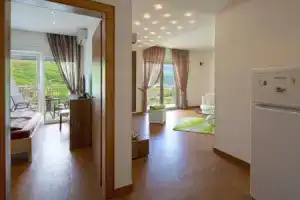 Апартаменты «Montelux», Будва