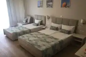 Helios Hotel, Балчик