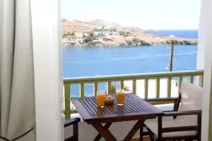 Nefeli Suites Kythnos, Китнос
