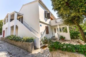 Apartments Magdalena, Mandre