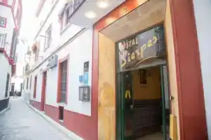 Hostal «Sierpes», Севилья