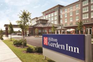 Отель «Hilton Garden Inn Boston Logan Airport», Бостон