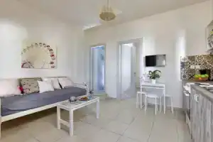 Cozy Vintage Style Apartment Shared Pool RU, Агия-Пелагия