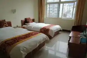 Xian Futian Hotel (Xian Academy of Fine Arts Linyi Branch)(福添宾馆（西安美院临潼分校店）), Сиань