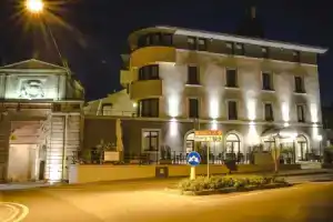 Rivalta Life Style Hotel, Сало