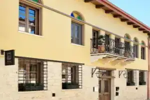 Ialna Boutique Hotel, Янина