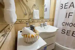 Apartments Alesia Bečići, Бечичи