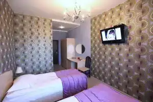 Гостиница «Висс», Зерноград