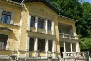 Вилла «Эмма», Алушта