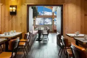 Ours Blanc Hotel & Spa, Ле Менюир