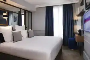Hotel «Flanelles Paris», Париж