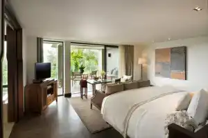 Anantara Layan Phuket Resort, Лаян-Бич