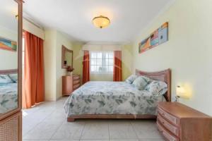El Médano Apartment With Stunning Pool Views, Эль Медано