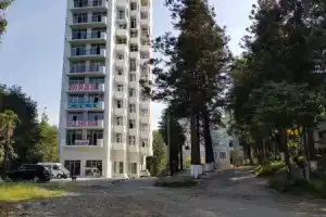 Lux Apartment 1, Махинджаури