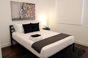 4BR Apartment - State 203, Чикаго